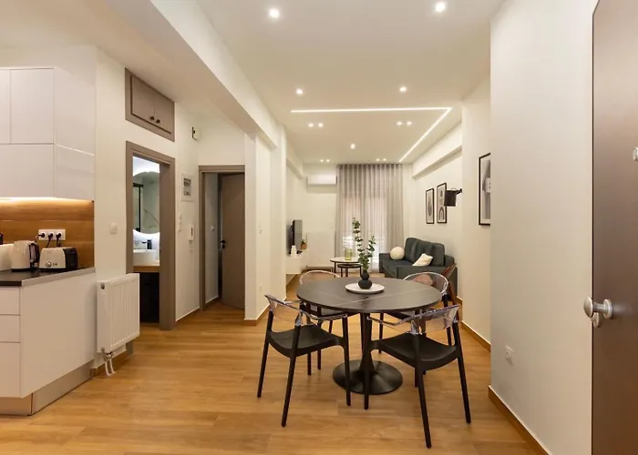 Apartment Near City Center